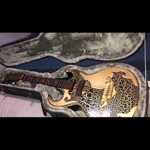 Meet your Posher, Carlos